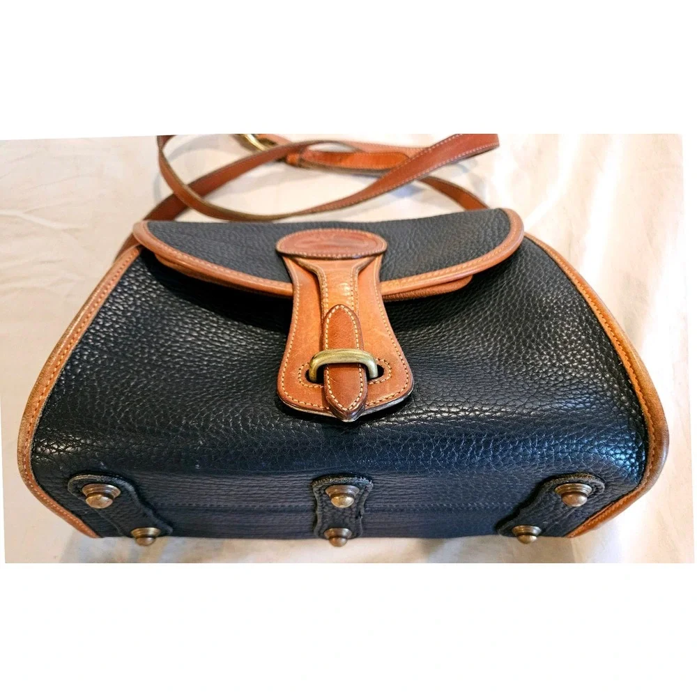 Dooney & Bourke Vintage All Weather Leather Crossbody Bag Black Tan Duck Logo
